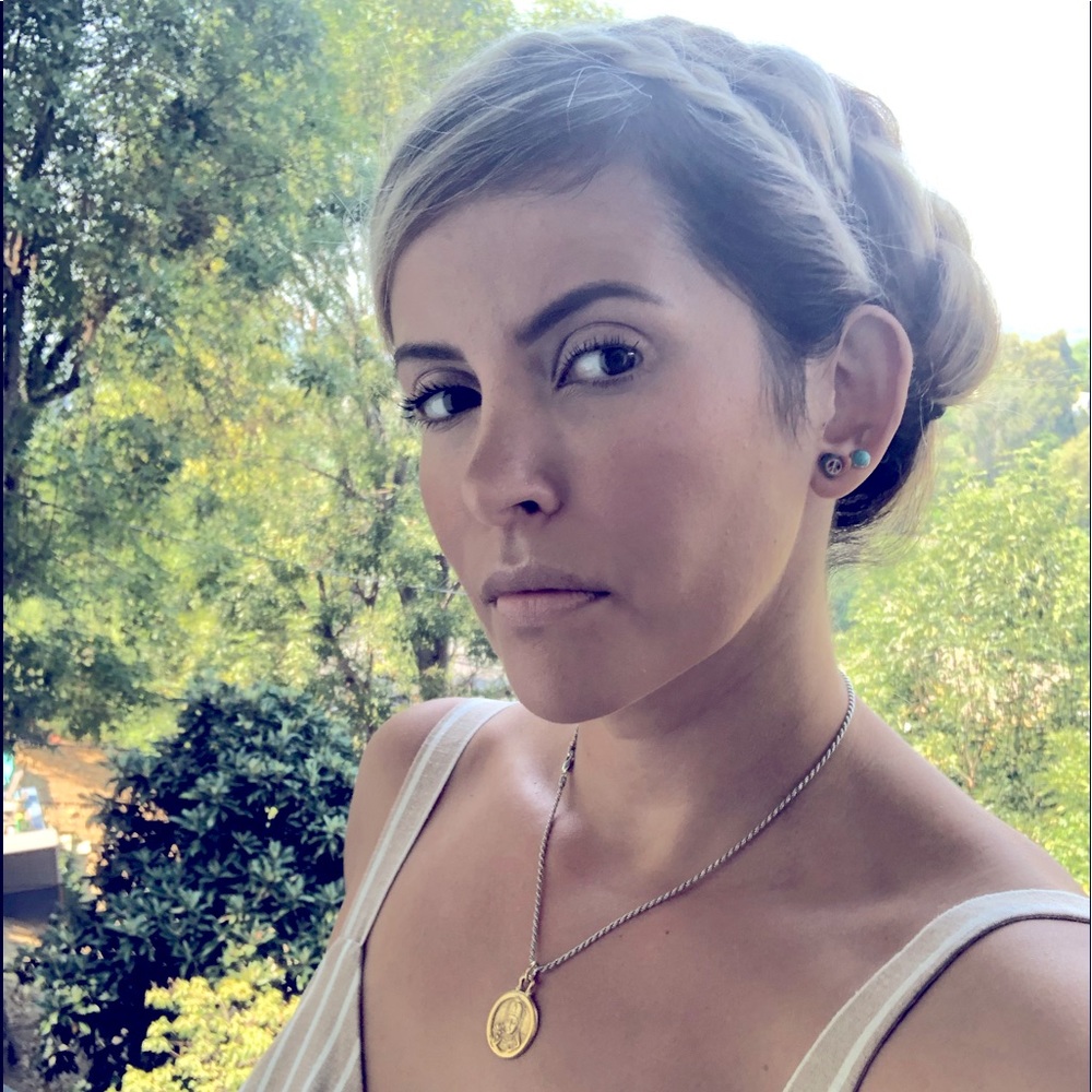 Meet your Posher, Karina